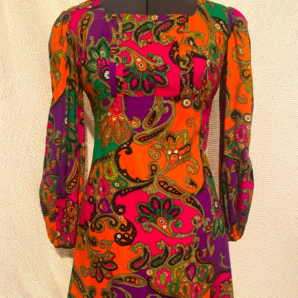 Vintage 1970s psychedelic dress